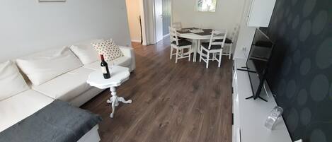 Fernseher, Smart Speakers