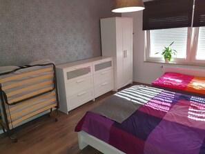 1 bedroom, iron/ironing board, WiFi, bed sheets