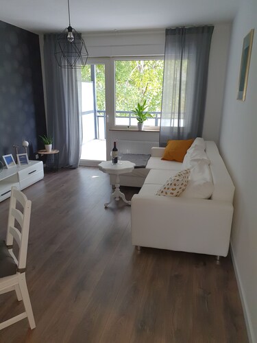  Ferienwohnung in Leverkusen Opladen , 2 Zimmer , Küche , Bad 