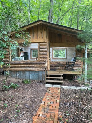 Exterior - The Moon and You-
Unique creek side off grid 1-bedroom cabin with glass roof (Purlear)