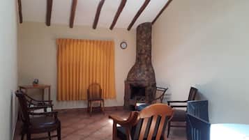 Family Bungalow | Living area | LED TV, fireplace