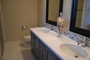 Towels, soap, toilet paper