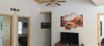 HUNTERS SNOWMOBILERS