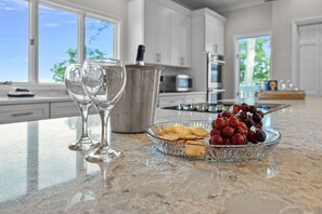 Fridge, microwave, oven, stovetop - Blue Heron Bliss by SoCharm | Waterfront Retreat (Mooresville)