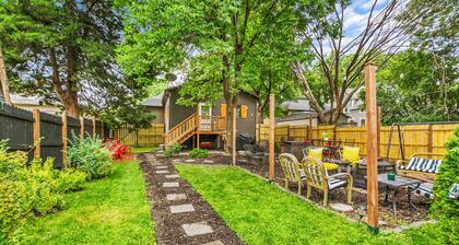 Large home centrally located; walk to Zoo, Sunken Gardens or Telegraph District.