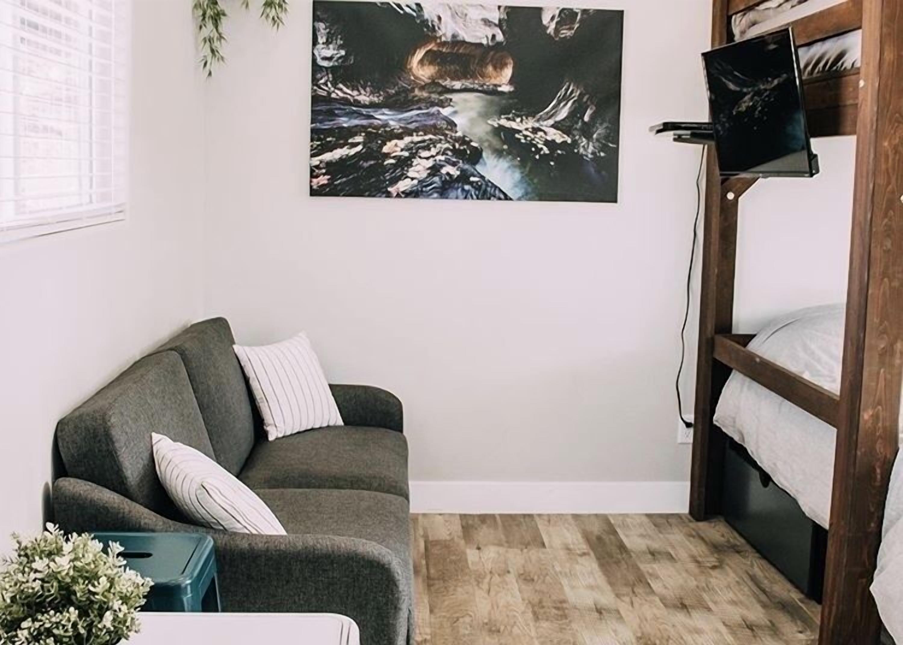 1 bedroom, travel crib, WiFi, bed sheets