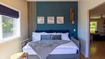 3 habitaciones, escritorio, wifi gratis y ropa de cama