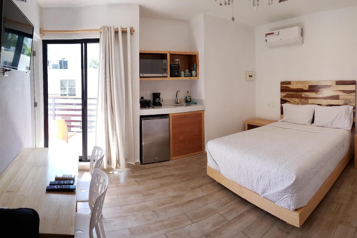Suite (#9)