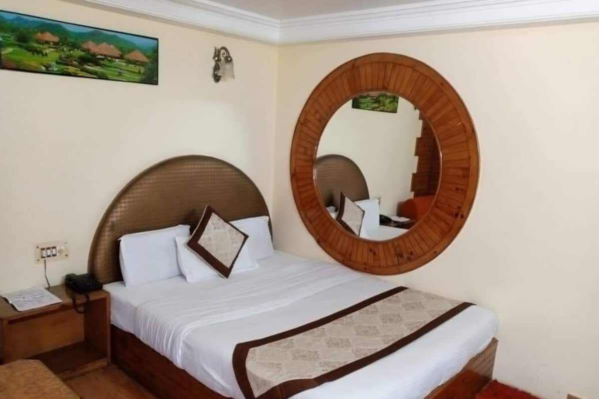 Deluxe Room, 1 Bedroom | Egyptian cotton sheets, premium bedding, memory foam beds