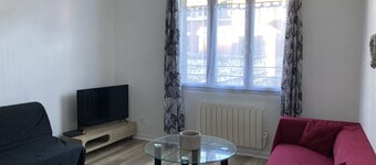 300m from the beach, bright apartment