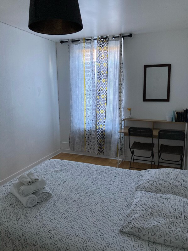 1 Schlafzimmer, Bügeleisen/Bügelbrett, kostenloses WLAN, Bettwäsche