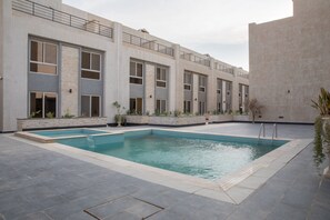 Alberca al aire libre por temporada