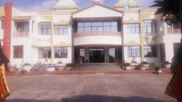 Front of property - Mauj Mahal Fun Resort & Water park (Amer)