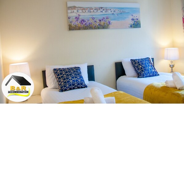 3 bedrooms, iron/ironing board, free WiFi