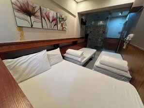 標準四人房 | 無障礙通道