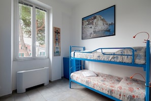 Slaapzaal, alleen voor vrouwen (4 Adults) | Gratis wifi, beddengoed
