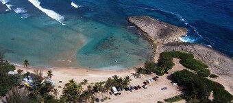 Shacks/Jobos Beach, Beach Villa w/swimming pool, pretty Rooftop Deck