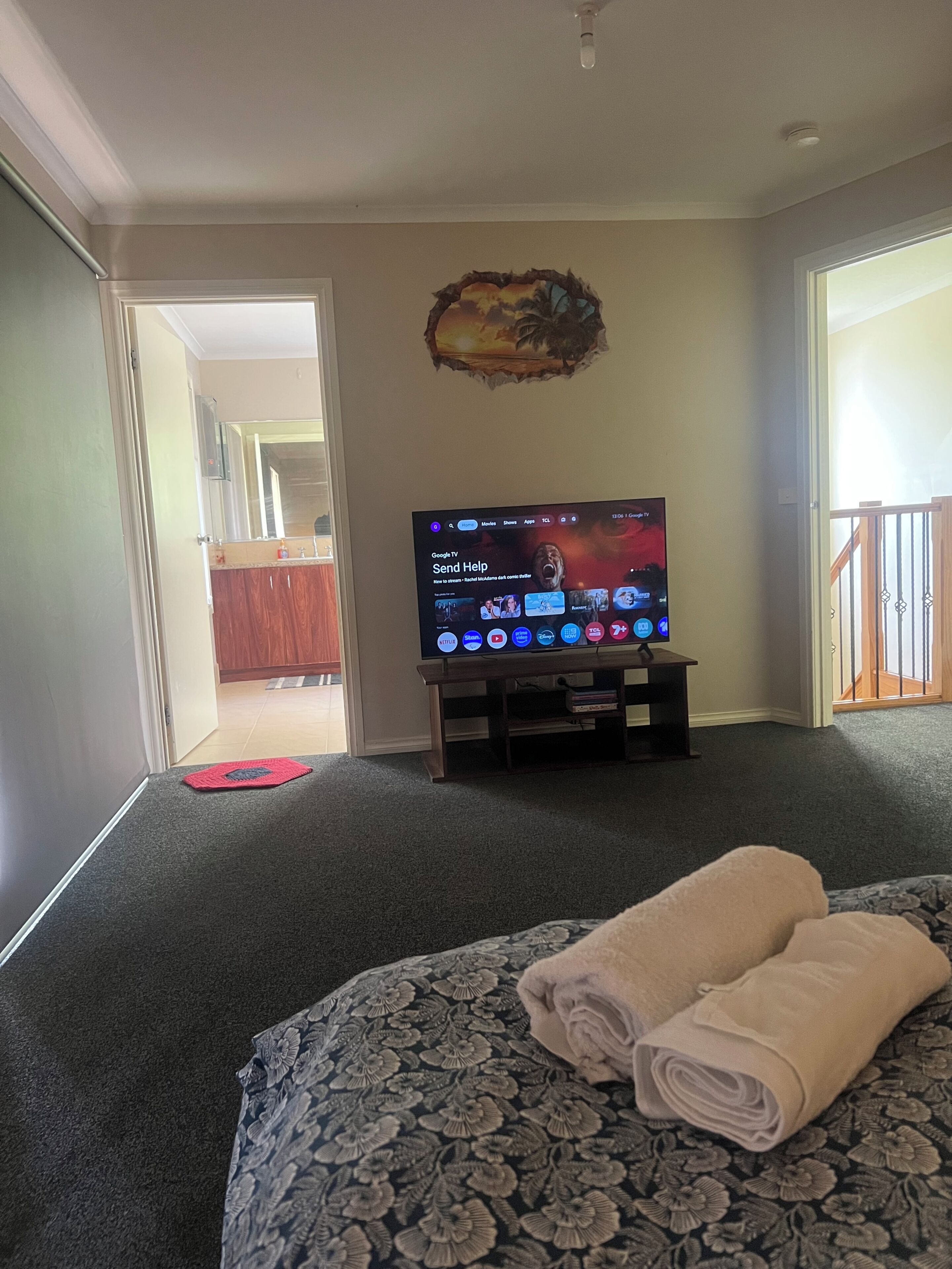 4 bedrooms, desk, iron/ironing board, free WiFi