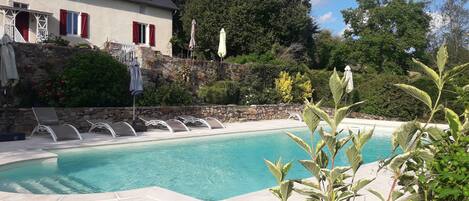 Piscine extérieure, piscine chauffée