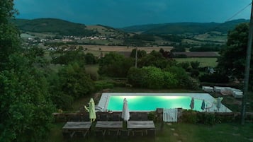 Piscine extérieure, piscine chauffée