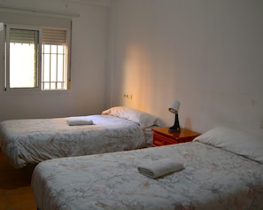 3 Schlafzimmer, Bügeleisen/Bügelbrett, WLAN, Bettwäsche