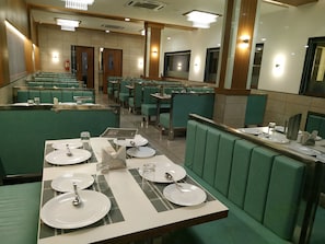 Dining - Hotel Satkar Chhatral (Kalol)