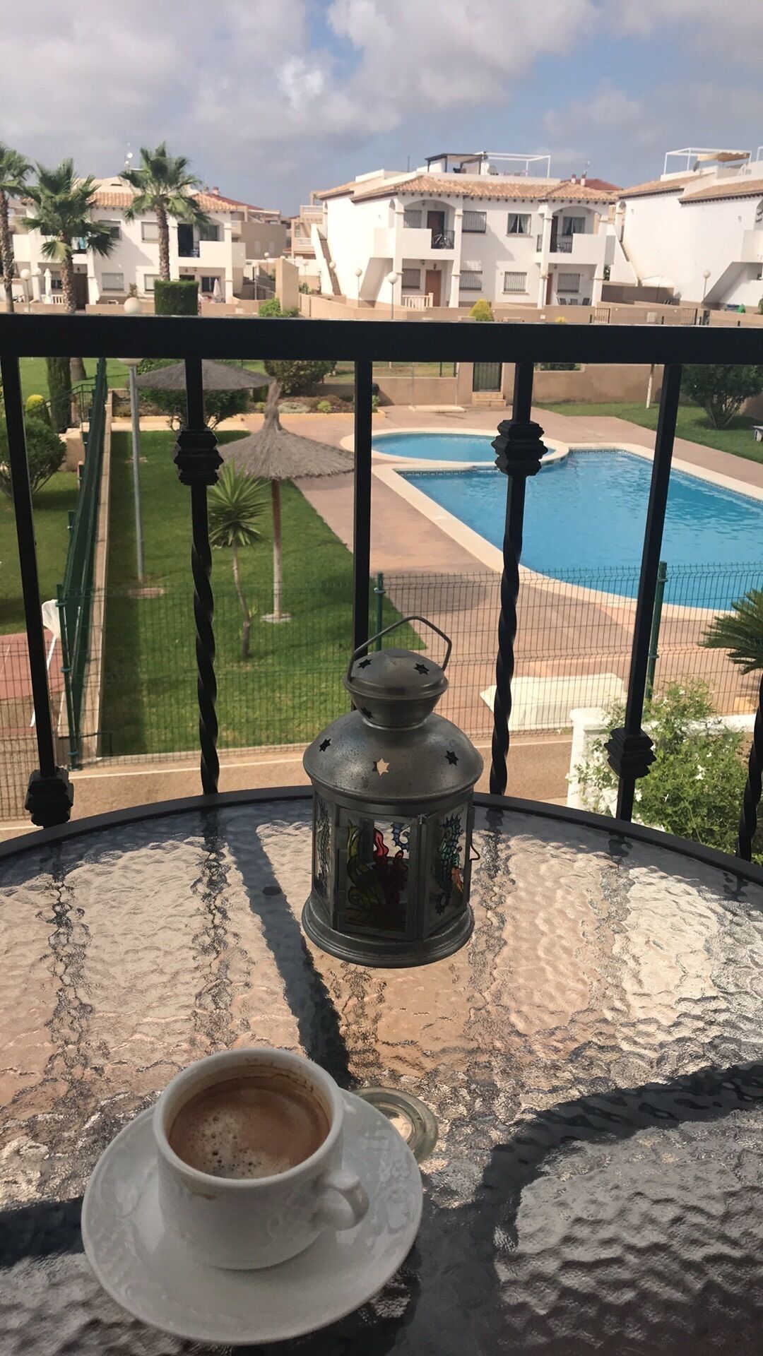 Very nice, sunny, facing the pool apartment.