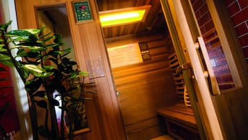 Sauna, Körperbehandlungen, Schlammbad, Tiefengewebe-Massagen