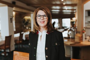 Property entrance - Hotel Reindl garni Suiten & Appartments (Bad Fuessing)