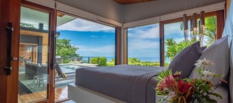 Pool, A / C, havsutsikt, romantisk och överdådig, 15 min till stränder / restauranger / turer