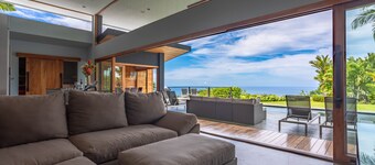 Luxurious Ocean View 18 Acre Private Rainforest Estate, Wildlife and Concierge