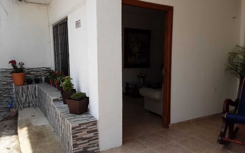 CARTAGENA  CRESPO ALQUILER POR DIAS HABITACIONES CONFORTABLES  AMBIENTE FAMILIAR