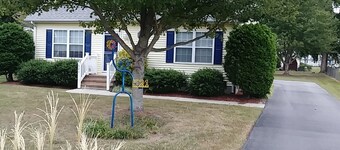 Second Floor Bed and Bath in Stevensville, MD