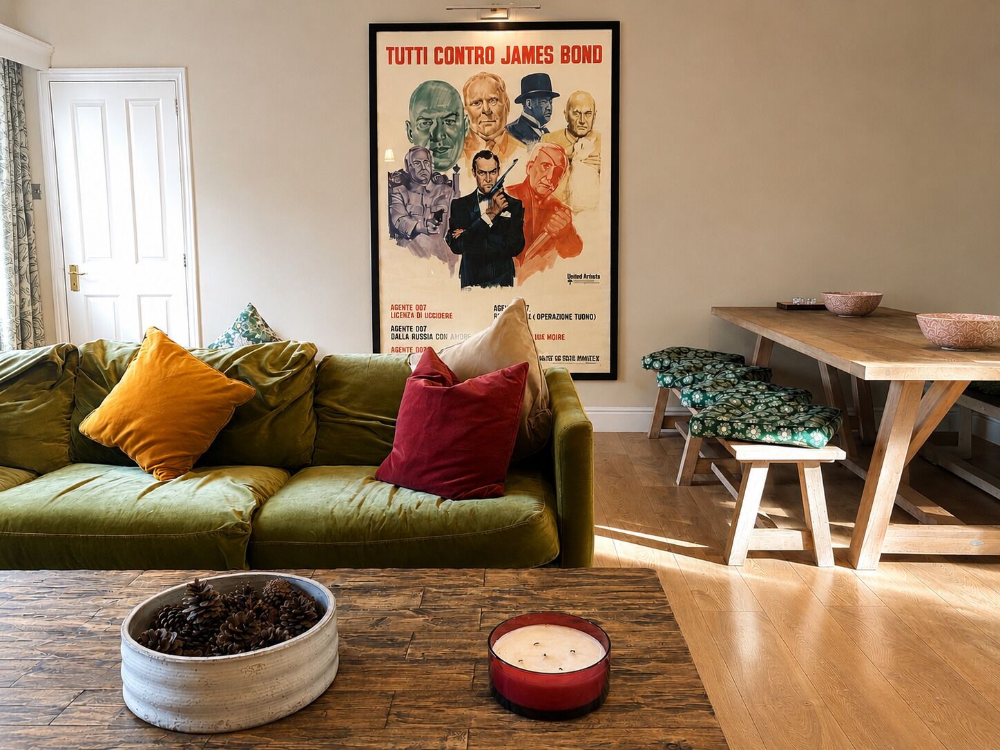 Smart TV, fireplace, DVD player, books