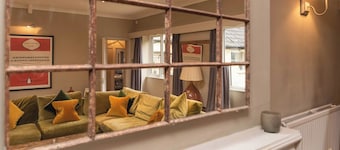 CHALET ENTIER / BUNGALOW SLEEPS 5 + DOGS BoA