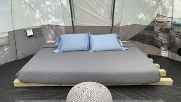 Tenda, 1 Tempat Tidur Queen | 1 kamar tidur, seprai antialergi, dan busa memori