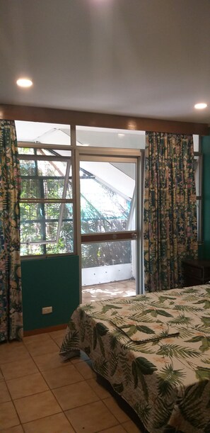 3 chambres, fer et planche à repasser, Wi-Fi, literie fournie