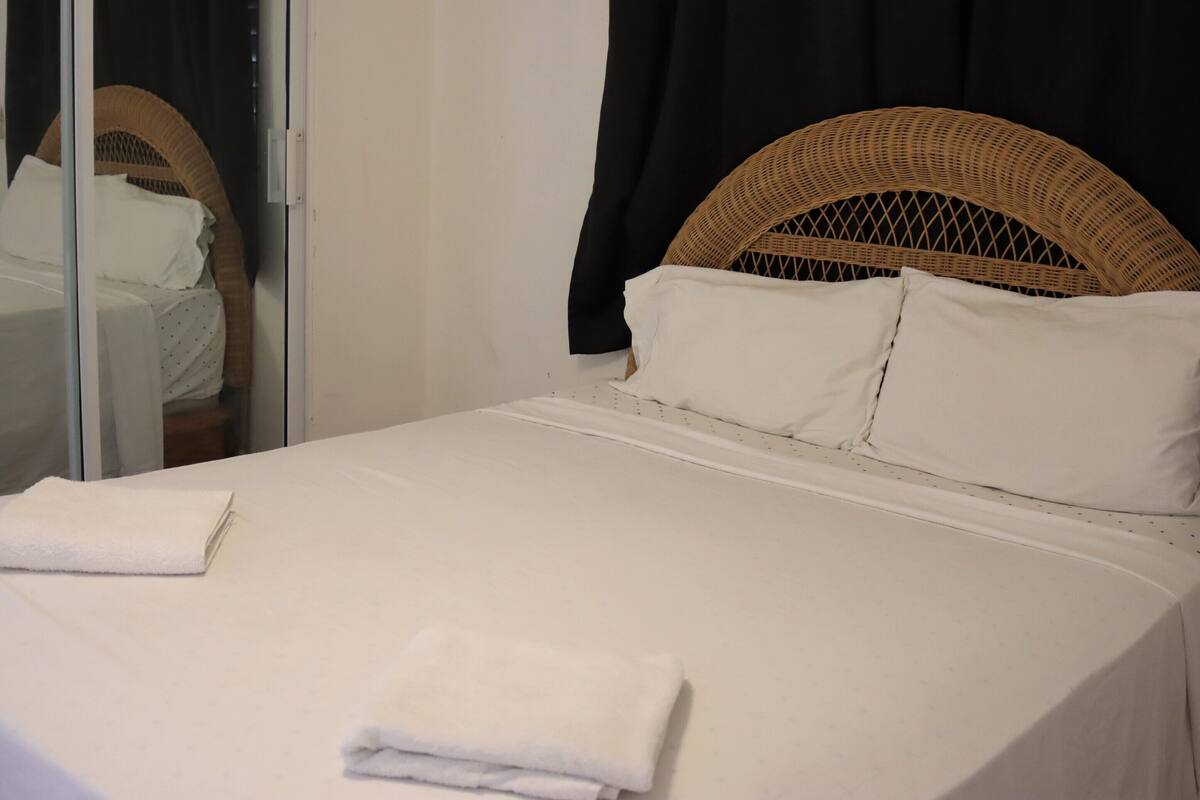 1 bedroom, hypo-allergenic bedding, in-room safe, blackout curtains