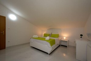 1 Schlafzimmer, kostenloses WLAN, Bettwäsche, Rollstuhlgeeignet