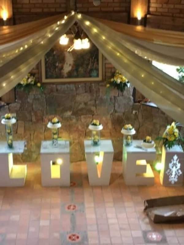 Banquet hall