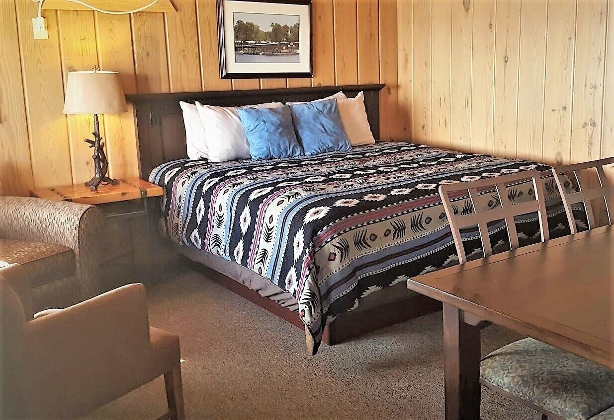 Amazing View Lakefront Cabin w/On-Site Hot Tub, Pool & Dock!