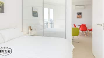 2 chambres, fer et planche à repasser, accès Internet, draps fournis