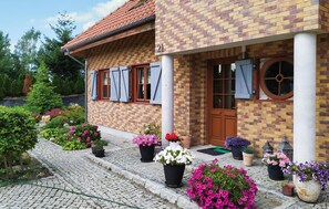 Exterior detail - 3 bedroom awesome home in Gardna Wielka (Gardna Wielka)