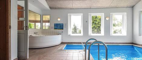 Piscine couverte