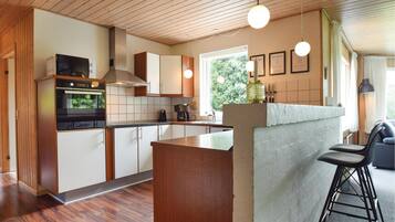 Kühlschrank, Herdplatte, Geschirrspüler