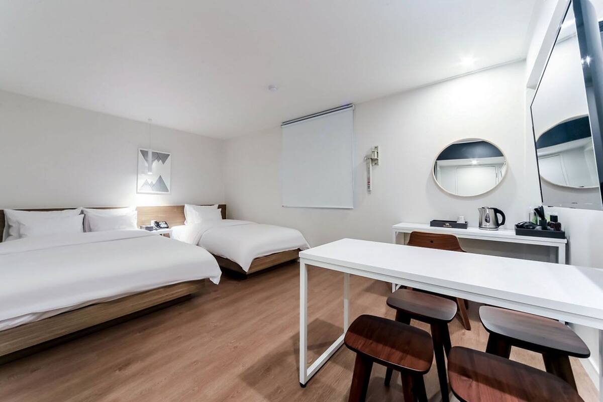 Basic Triple Room
