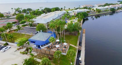 Sunsets Island Getaway Beautiful Sunset Facing Bay 😎🎣♥️😊 🐬🚤 🏝️🍺 #508