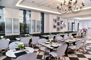 Petit déjeuner préparé sur commande servi tous les jours en supplément