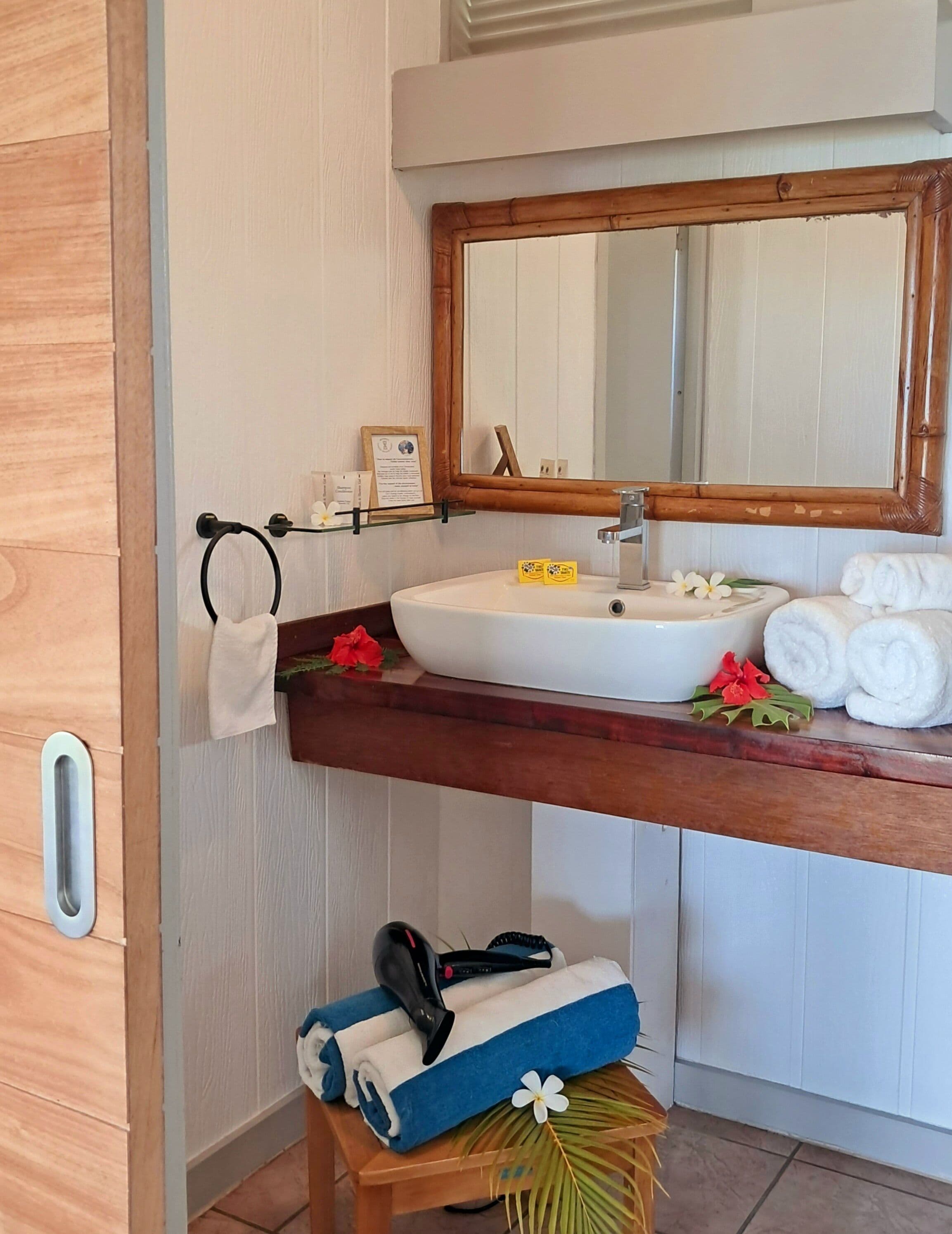 tropical room | bathroom | shower, hair dryer, towels, soap