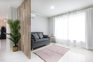 Televisión de pantalla plana